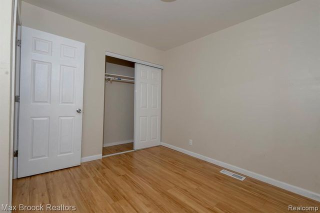 4829 Wolgast Drive, Warren, MI 48092