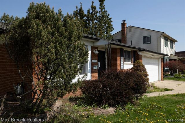 4829 Wolgast Drive, Warren, MI 48092