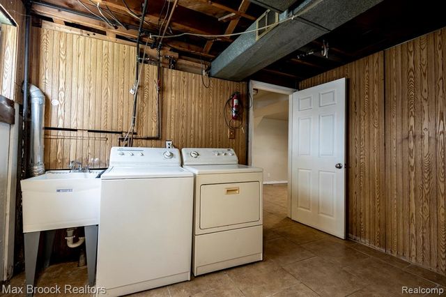 4829 Wolgast Drive, Warren, MI 48092