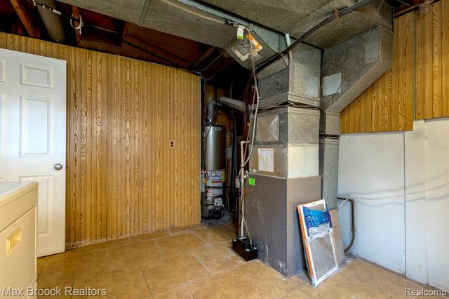 4829 Wolgast Drive, Warren, MI 48092