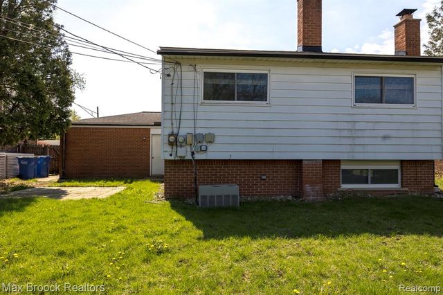 4829 Wolgast Drive, Warren, MI 48092