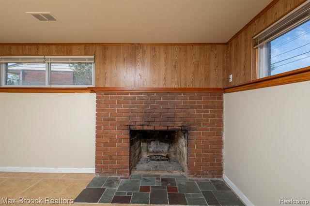 4829 Wolgast Drive, Warren, MI 48092