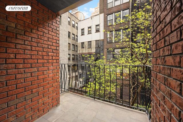 170 E 88th St Apt 2B, New York City, NY 10128
