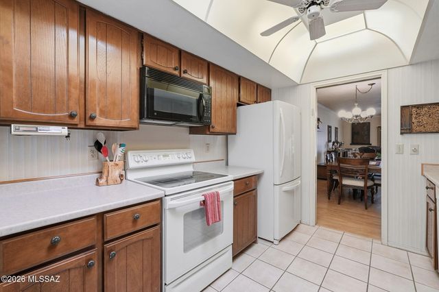 6758 E Vía Dorado, Tucson, AZ 85715