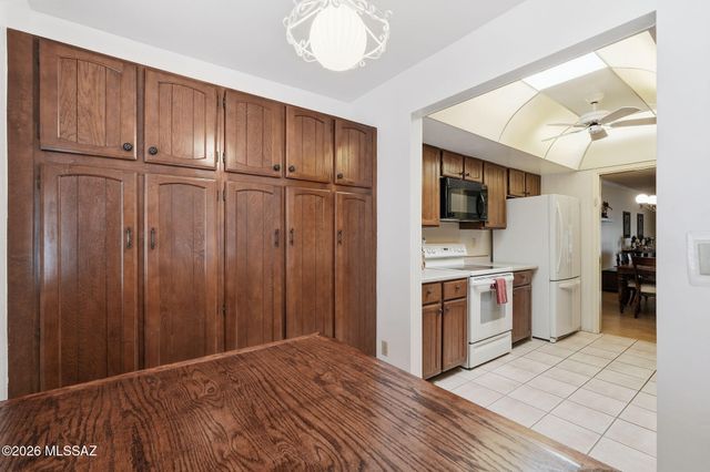 6758 E Vía Dorado, Tucson, AZ 85715