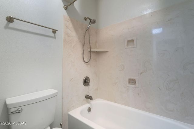 6758 E Vía Dorado, Tucson, AZ 85715