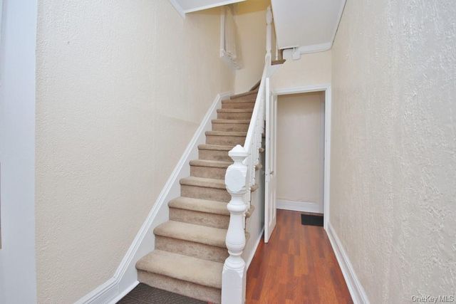 521 E 235th Street, Bronx, NY 10470
