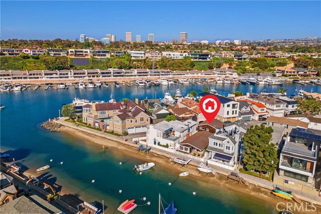 322 Grand Canal, Newport Beach, CA 92662