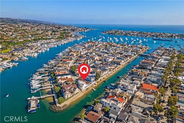 322 Grand Canal, Newport Beach, CA 92662