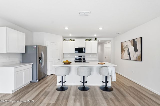 673 Bremerhaven Street NW, Palm Bay, FL 32907