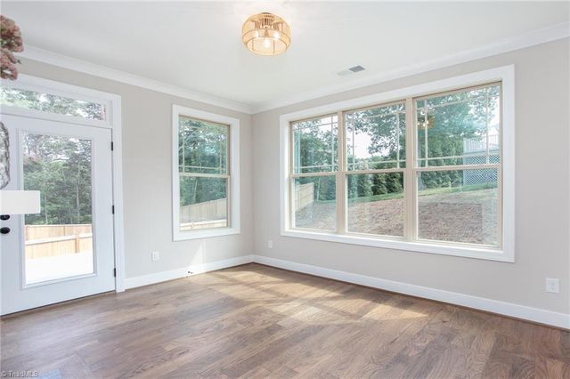 2200 Delaine Point, High Point, NC 27265