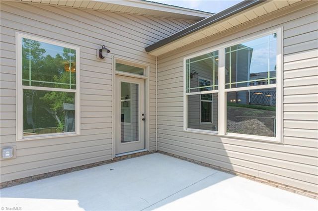 2200 Delaine Point, High Point, NC 27265