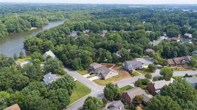 2200 Delaine Point, High Point, NC 27265