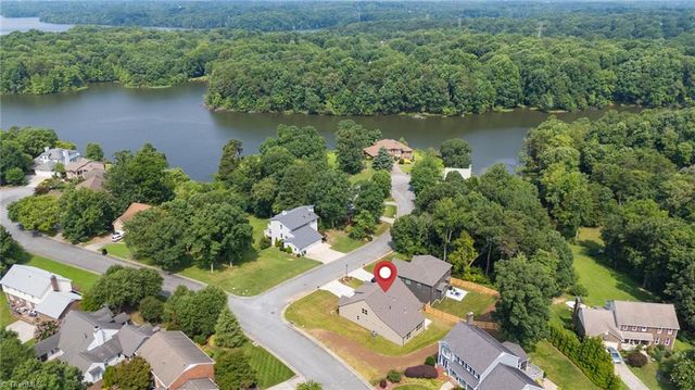 2200 Delaine Point, High Point, NC 27265