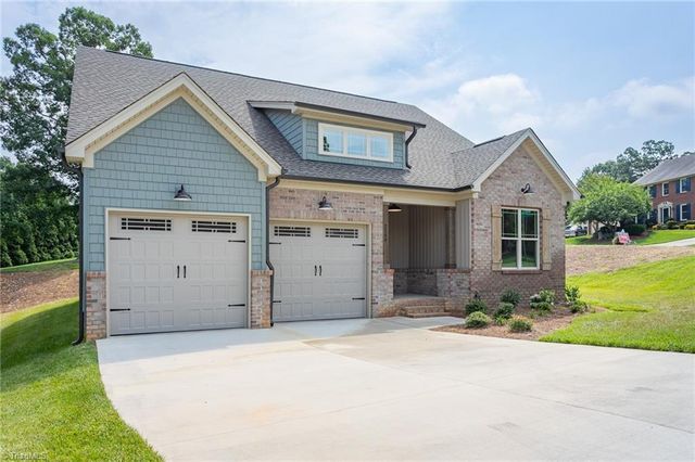2200 Delaine Point, High Point, NC 27265