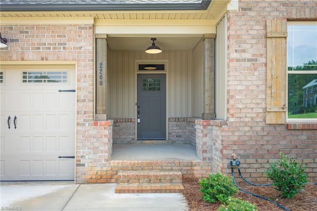 2200 Delaine Point, High Point, NC 27265
