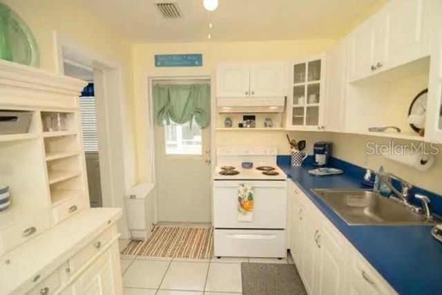 121 LAURIE DRIVE, Ormond Beach, FL 32176