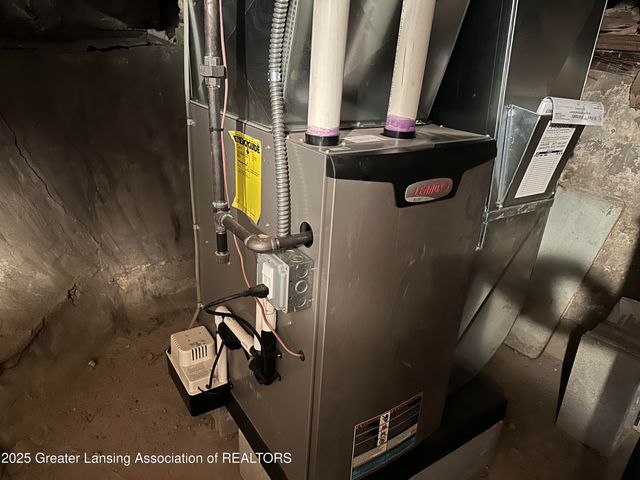 226 N 8th Street, Lansing, MI 48912