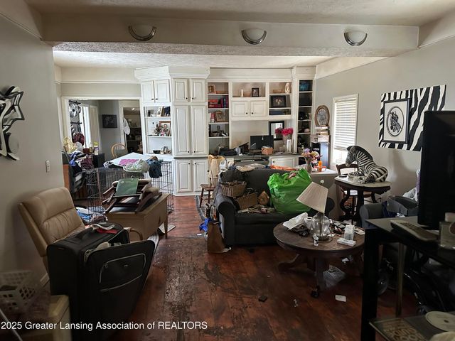 226 N 8th Street, Lansing, MI 48912