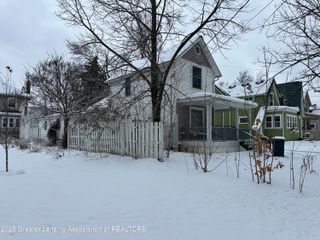 226 N 8th Street, Lansing, MI 48912