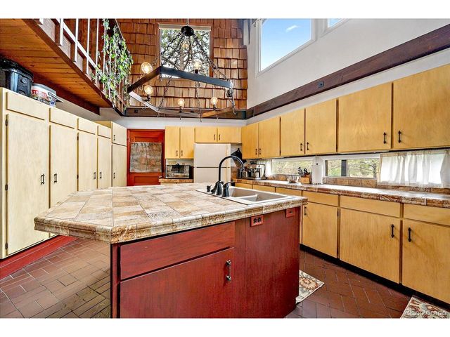 18640 Cloven Hoof Dr, Palmer Lake, CO 80133
