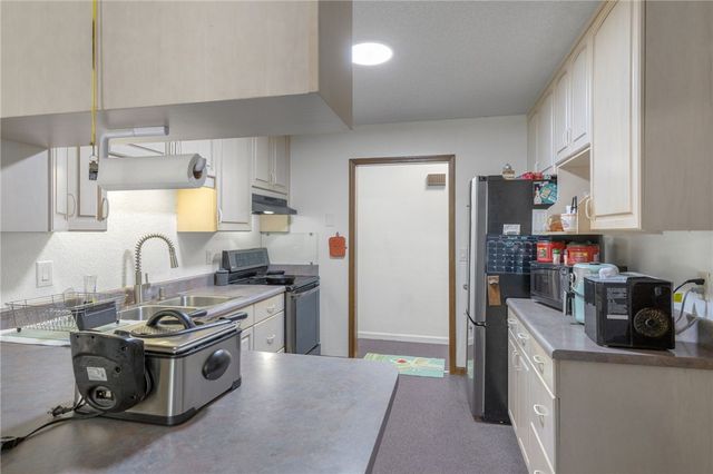 271 Issaqueena Drive, Central, SC 29630