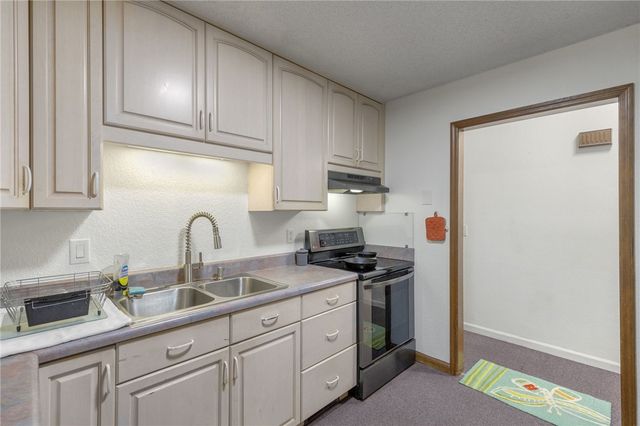 271 Issaqueena Drive, Central, SC 29630