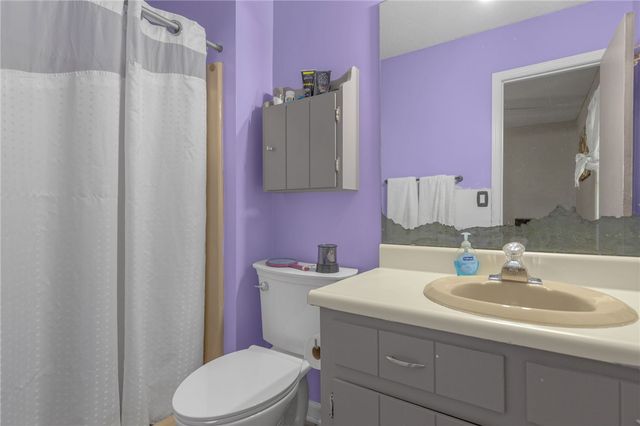 271 Issaqueena Drive, Central, SC 29630