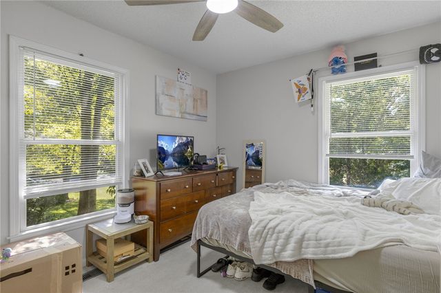 271 Issaqueena Drive, Central, SC 29630