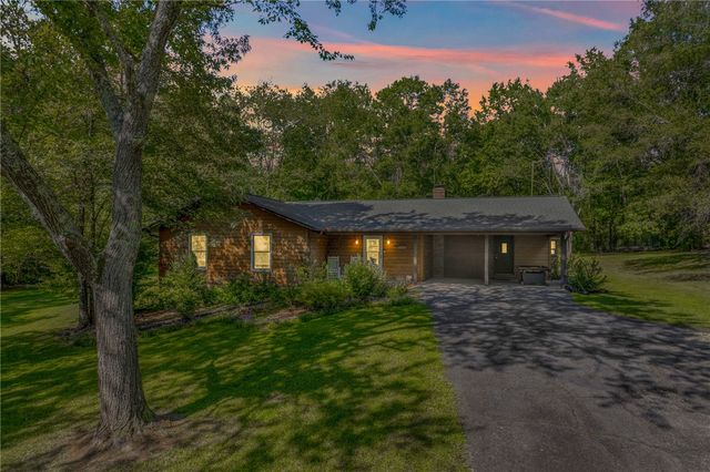 271 Issaqueena Drive, Central, SC 29630