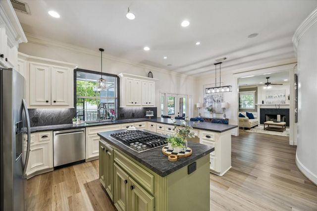 4425 Glenwood Drive, Richmond, TX 77406