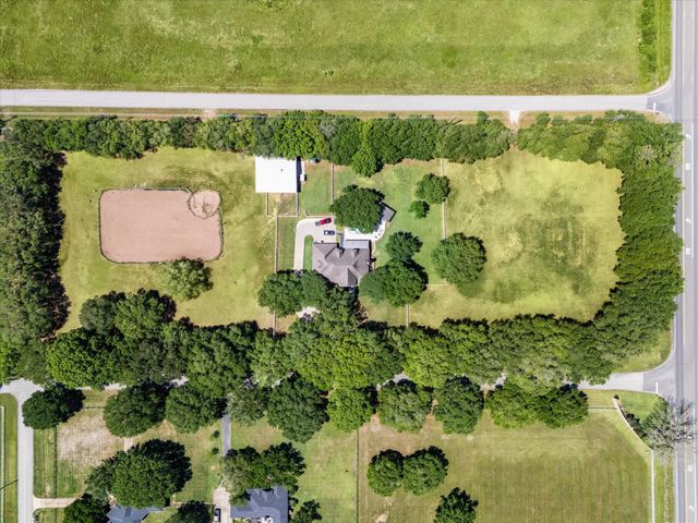 4425 Glenwood Drive, Richmond, TX 77406