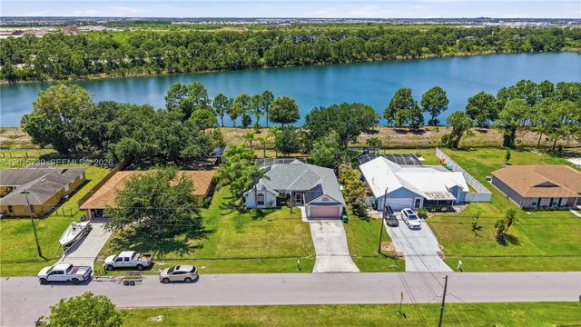 3584 SW Zullo St, Port St. Lucie, FL 34953