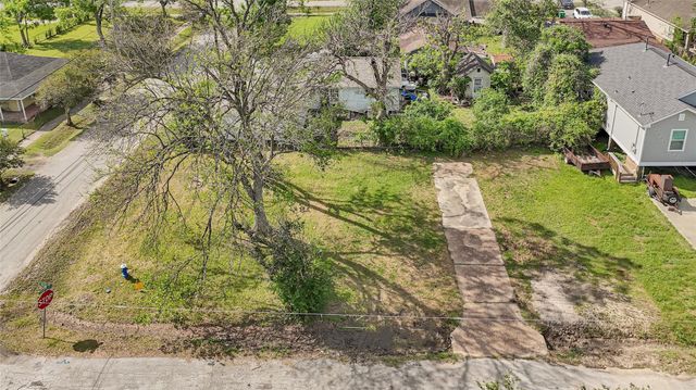 4510 Salina Street, Houston, TX 77026