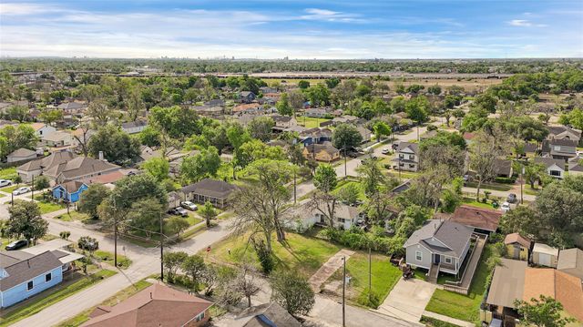 4510 Salina Street, Houston, TX 77026