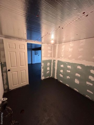 3413 Augusta Street, Flint, MI 48503