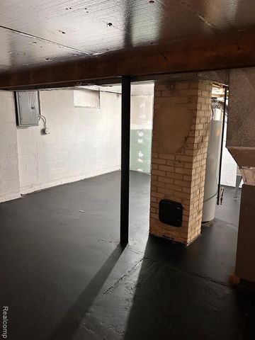 3413 Augusta Street, Flint, MI 48503