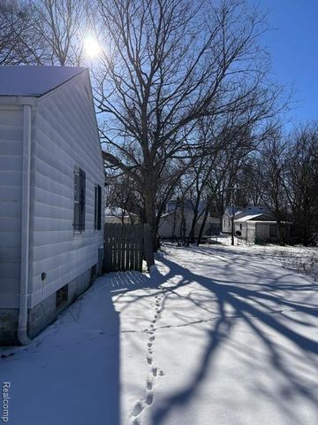 3413 Augusta Street, Flint, MI 48503