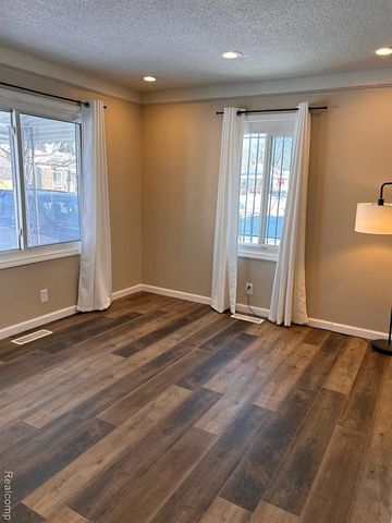 3413 Augusta Street, Flint, MI 48503