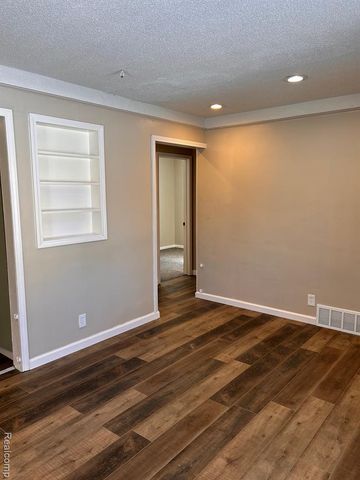 3413 Augusta Street, Flint, MI 48503