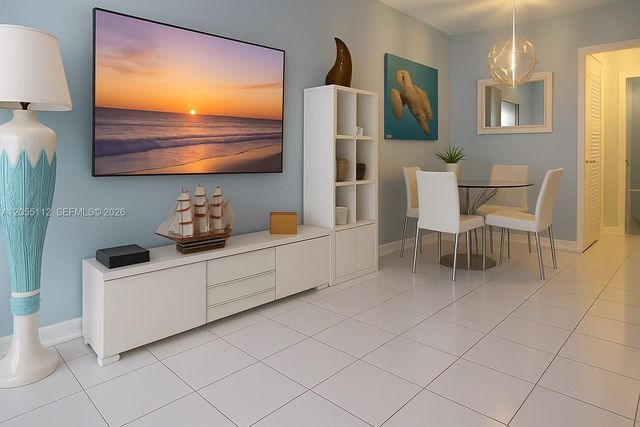 901 SW 11th Avenue 4H, Hallandale Beach, FL 33009