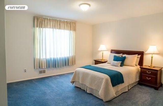 78 FOREST Street, New York City, NY 10314