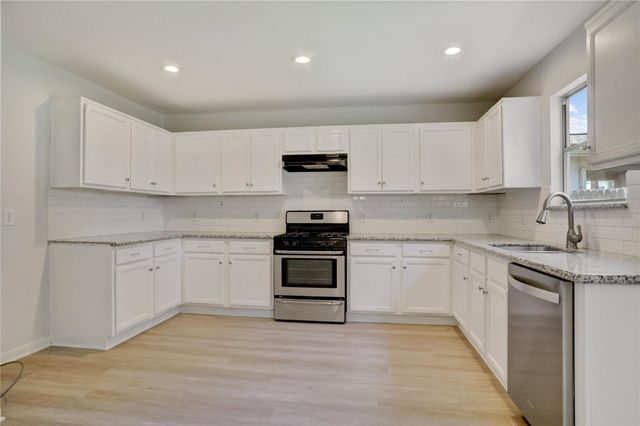 29562 N Legends Bend Drive, Spring, TX 77386