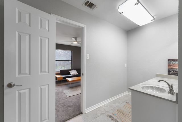 1051 Lynch Bend Road, Springtown, TX 76082