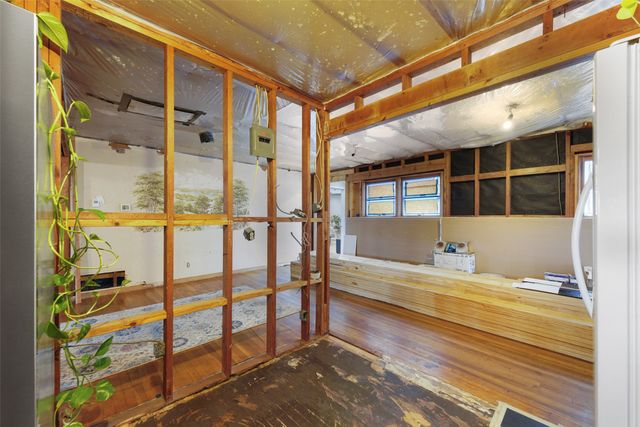 1051 Lynch Bend Road, Springtown, TX 76082