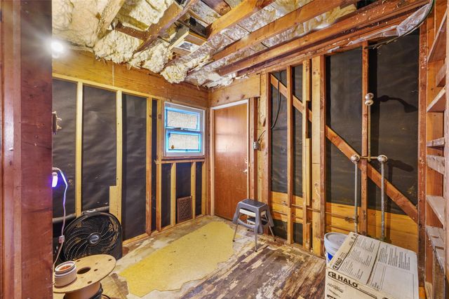 1051 Lynch Bend Road, Springtown, TX 76082