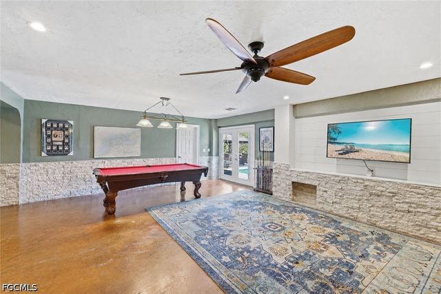 7215 Hendry Creek DR, Fort Myers, FL 33908