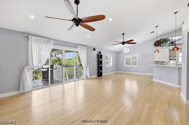 7215 Hendry Creek DR, Fort Myers, FL 33908