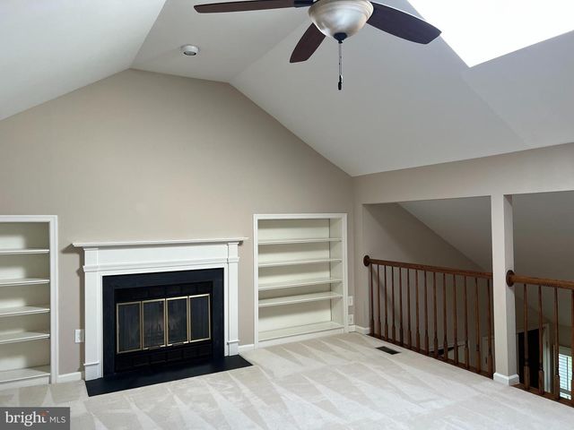 10783 BREWER HOUSE RD, Rockville, MD 20852