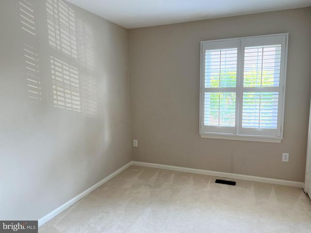 10783 BREWER HOUSE RD, Rockville, MD 20852